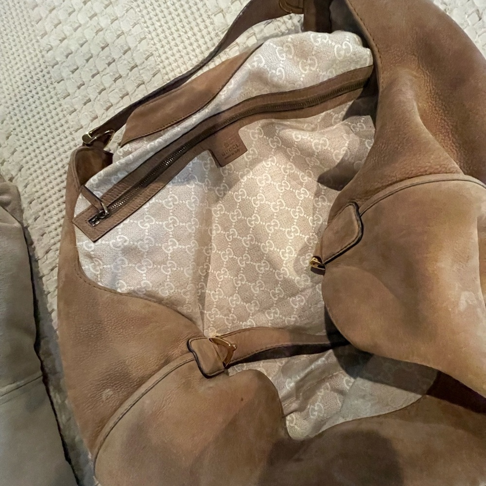 Gucci handbag